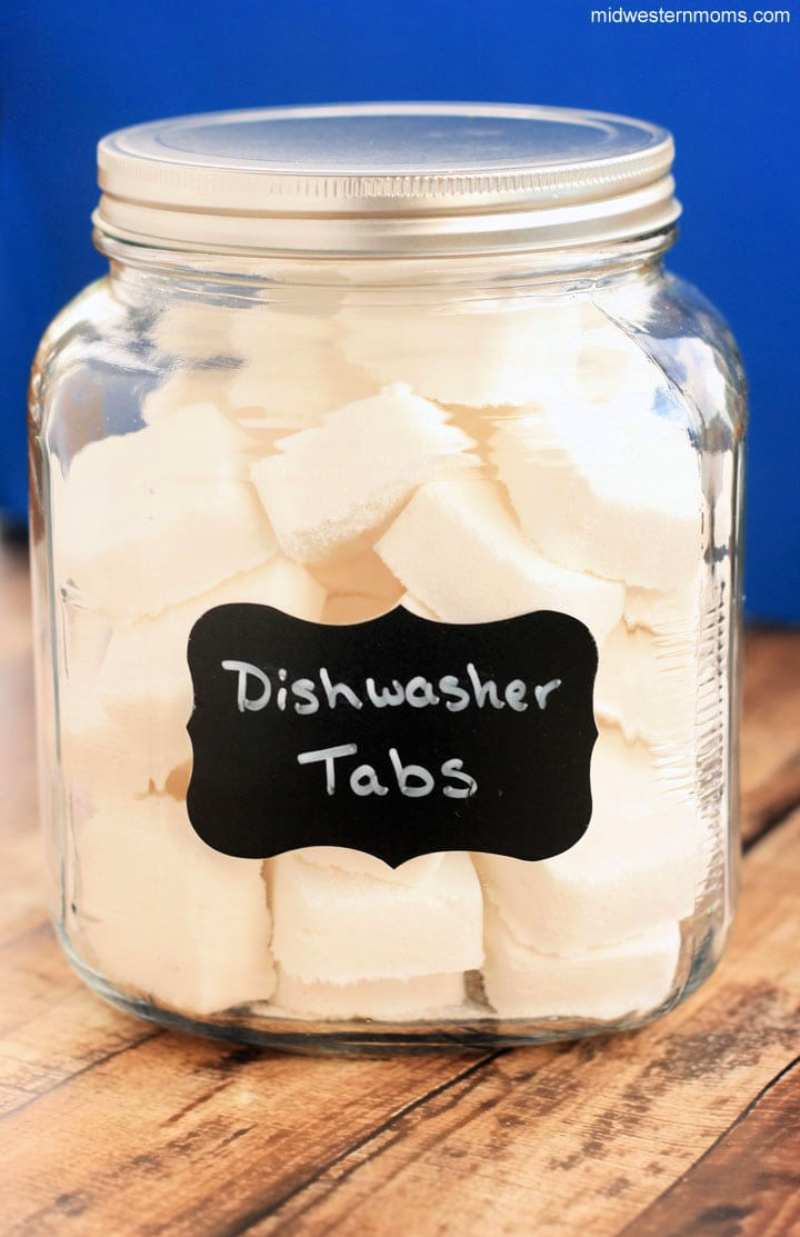 Homemade Tabs Homemade All Purpose Cleaner (65 DIY Cleaning Solutions)