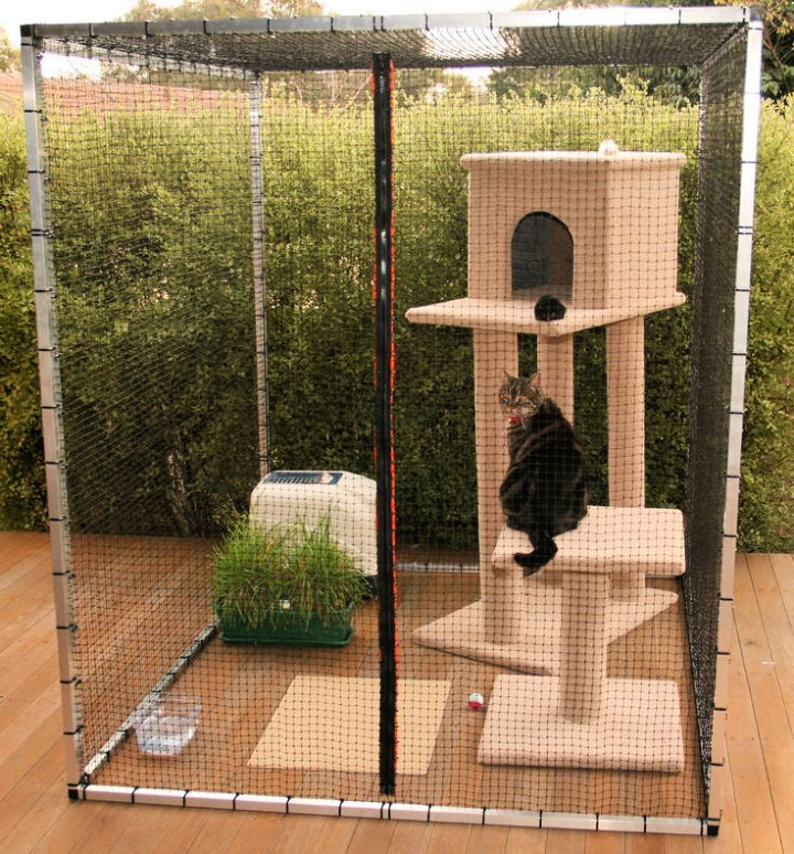 30 Free DIY Catio Plans (DIY Outdoor Cat Enclosure)