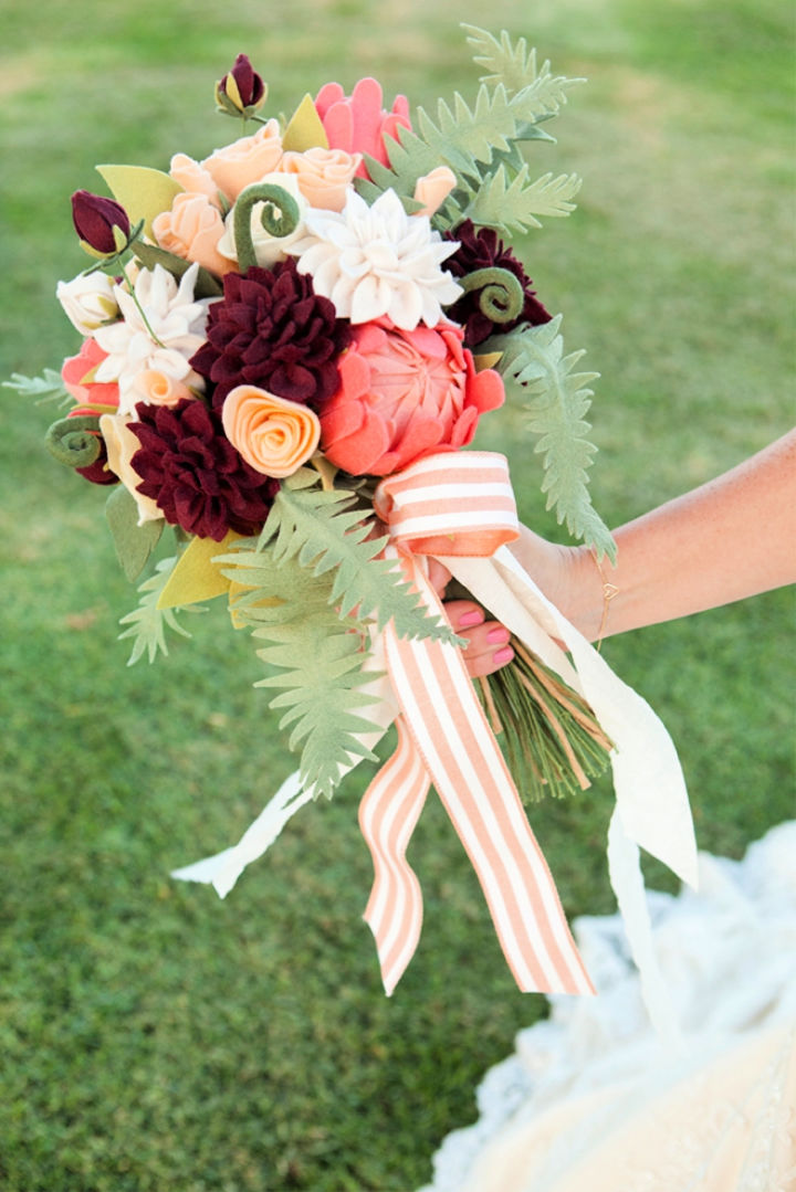 20 Simple DIY Wedding Bouquet Ideas To Please The Bride