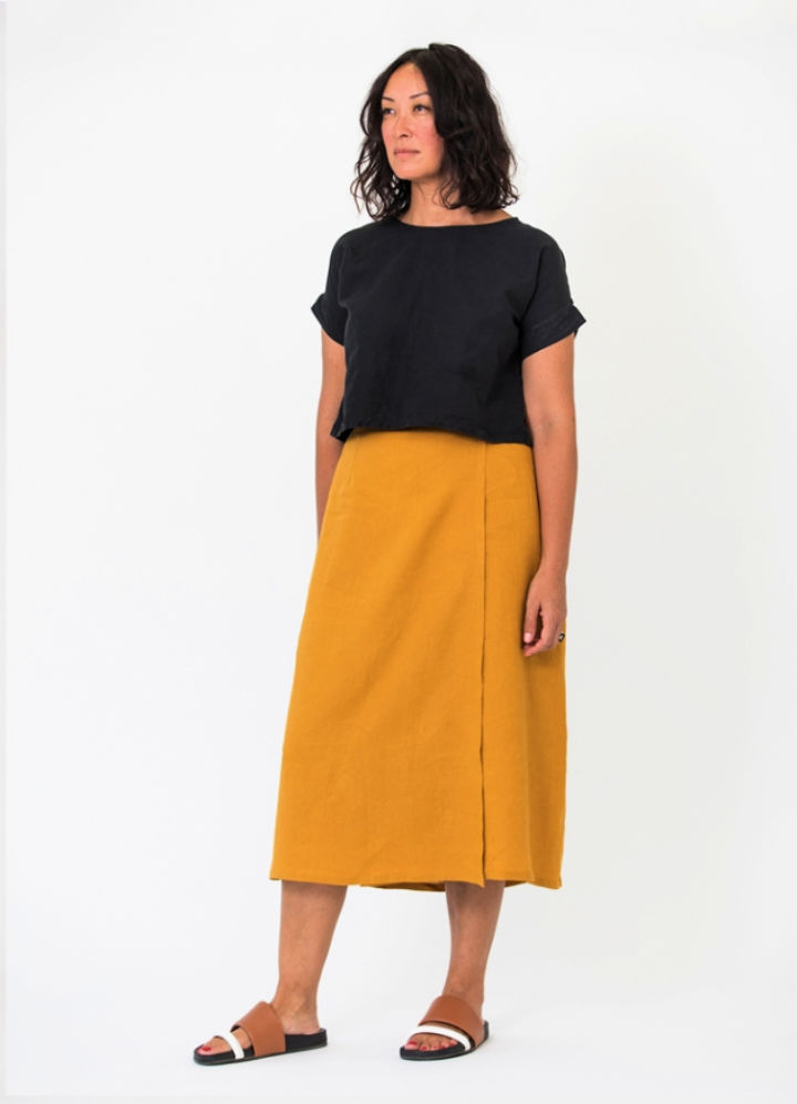 styling a wrap skirt