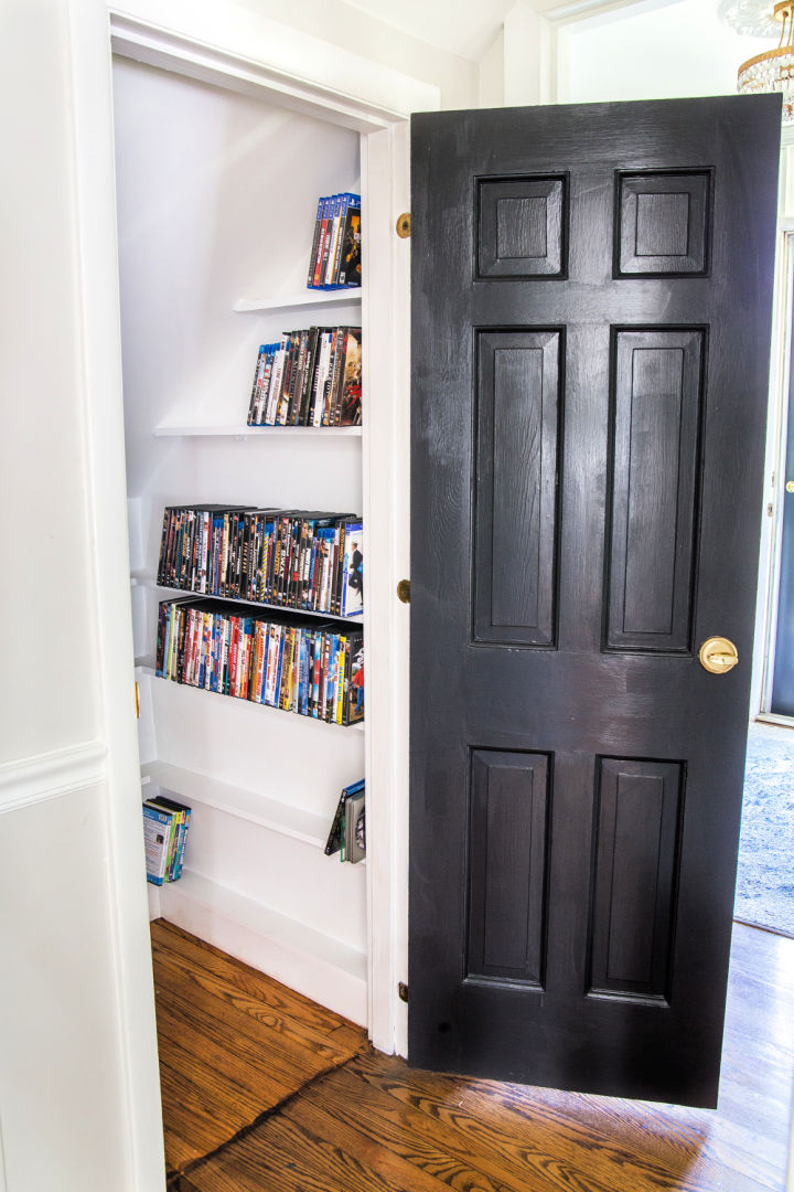 20 Useful DIY DVD Storage Ideas (How To Guide)