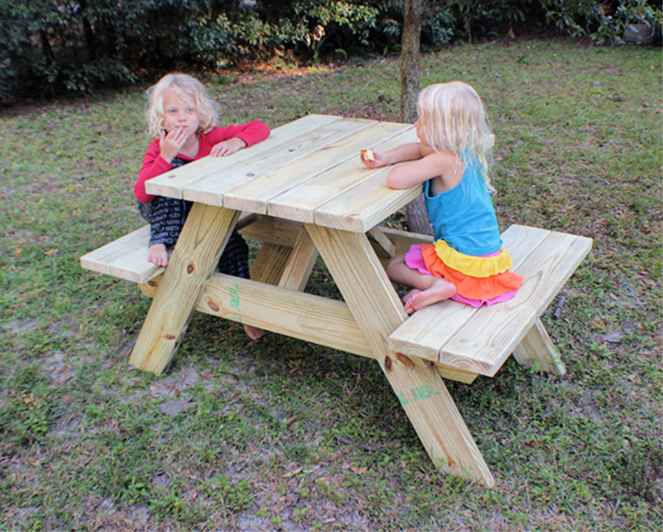 50 Free DIY Picnic Table Plans (How to Build Guide)
