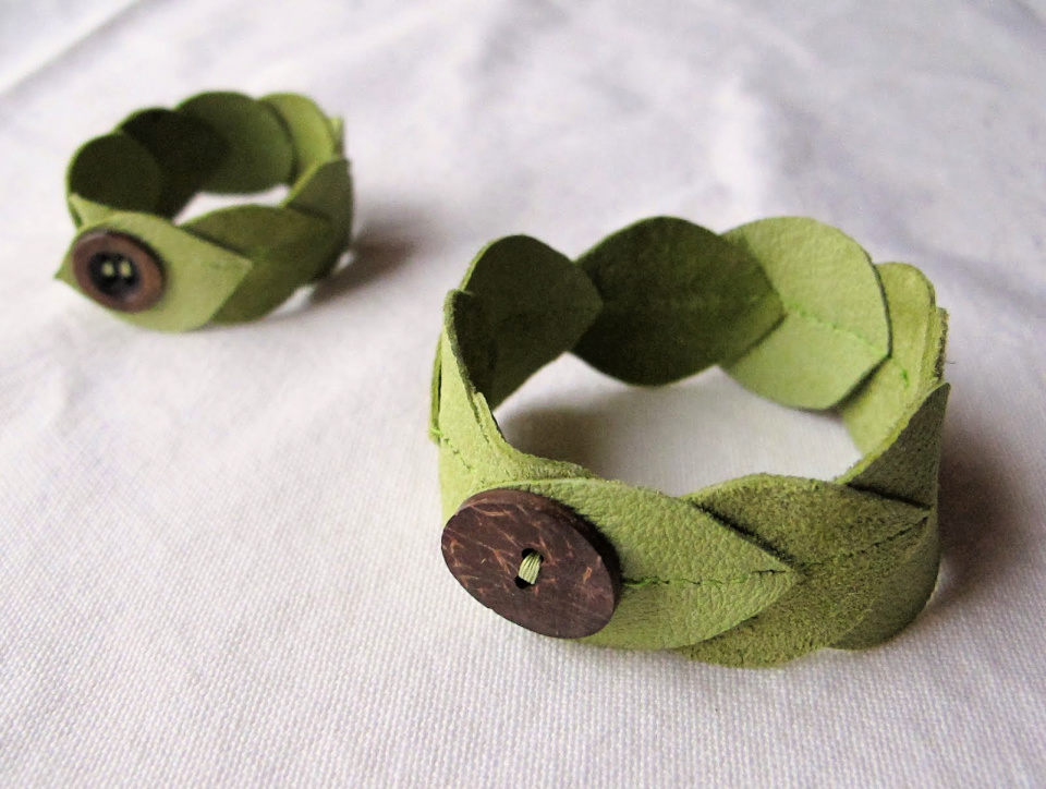 How to Make a Leather Bracelet (15 Easy Patterns and Ideas)