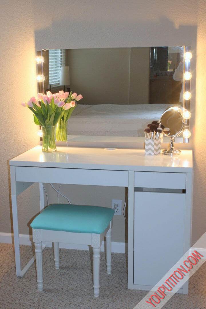 15 Best DIY Vanity Mirror Ideas To Craft Your Own • Its Overflowing