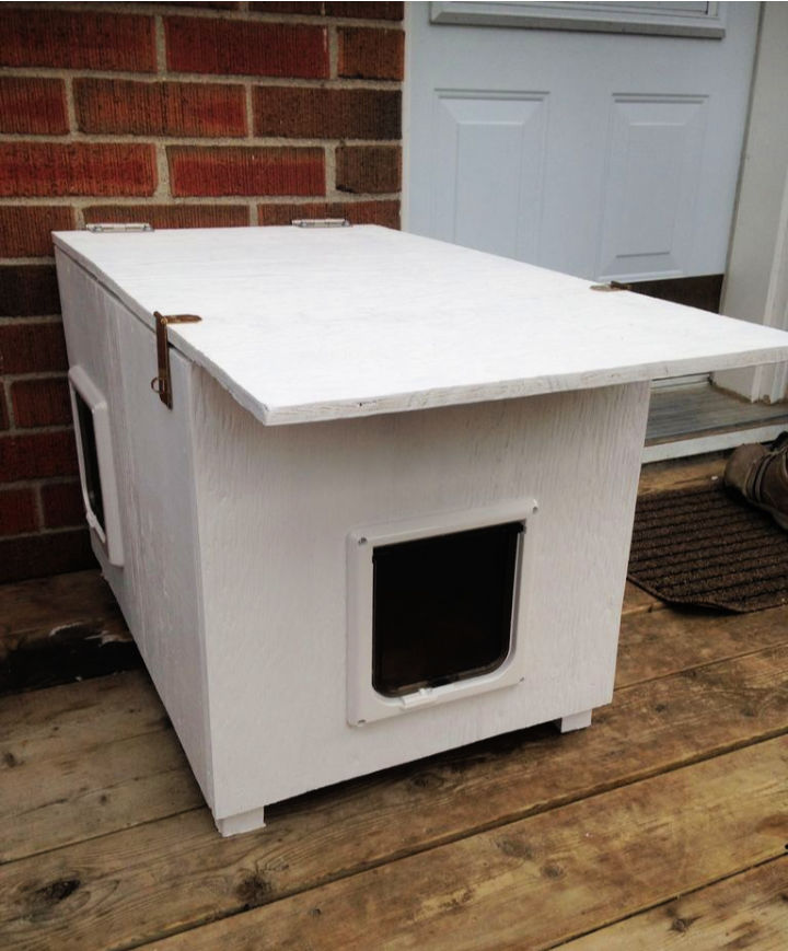 10 DIY Outdoor Cat House Ideas (Weatherproof Cat Shelter)