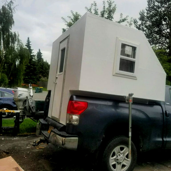 15 Homemade DIY Truck Bed Camper Designs For Easy Camping
