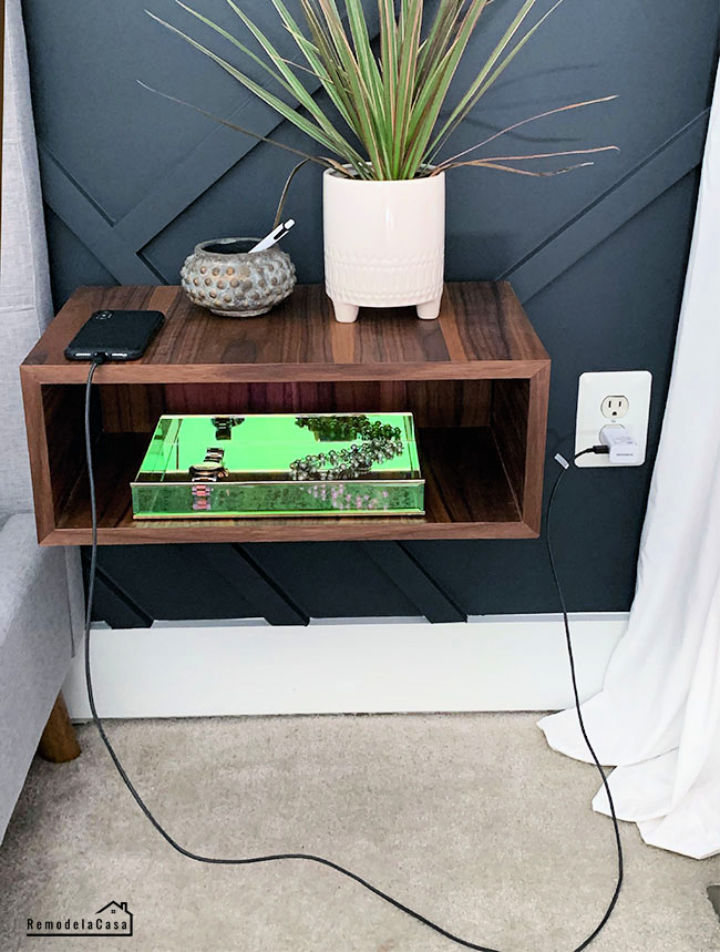 25 Easy DIY Floating Nightstand Plans and Ideas