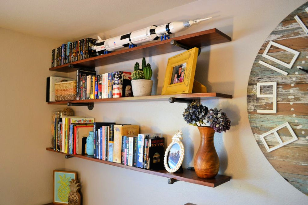 DIY Pipe Shelves (15 Industrial Pipe Shelving Ideas)