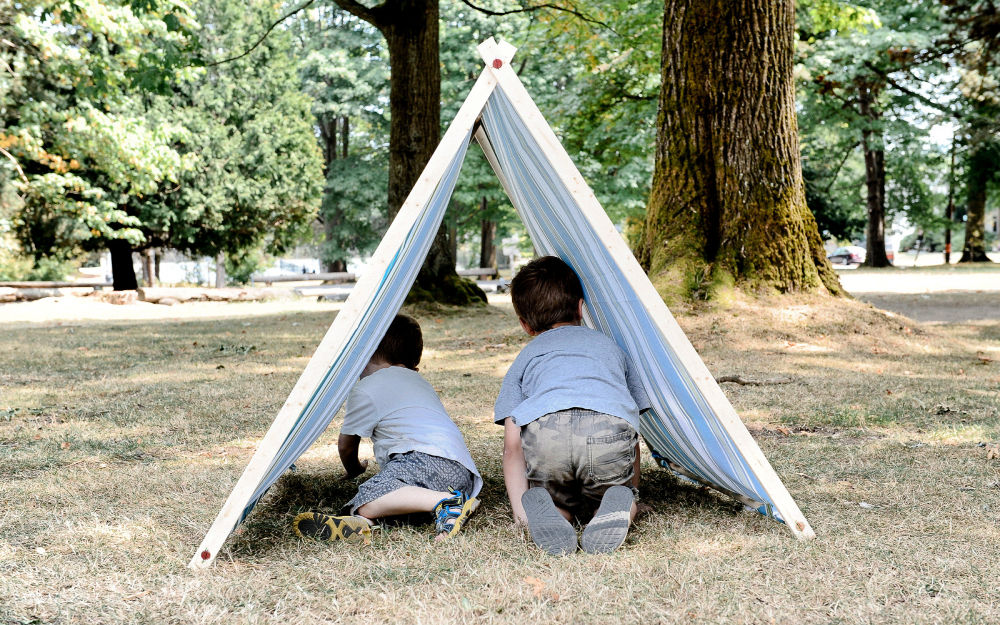 20 Homemade DIY Tent Ideas For Kids To Play