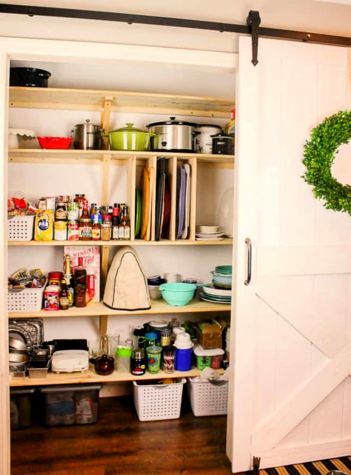 DIY Pantry Shelves (25 Cheap DIY Pantry Shelving Ideas)