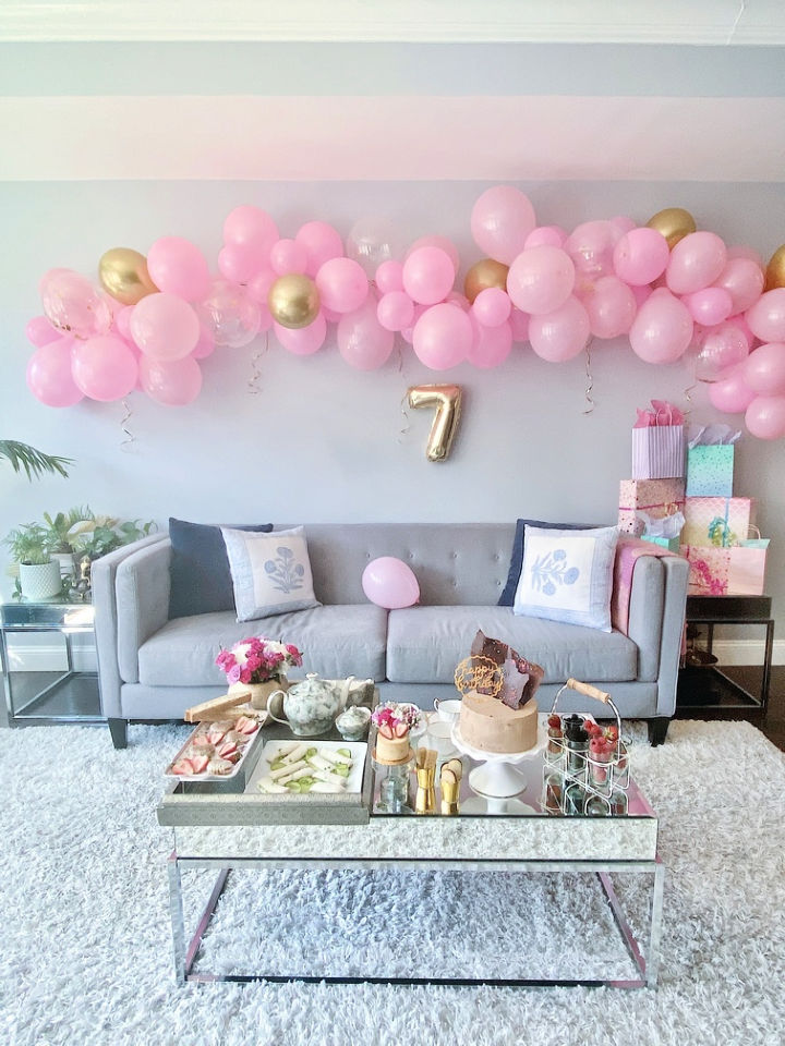 How to Make a Balloon Arch (25 DIY Balloon Arch Ideas)