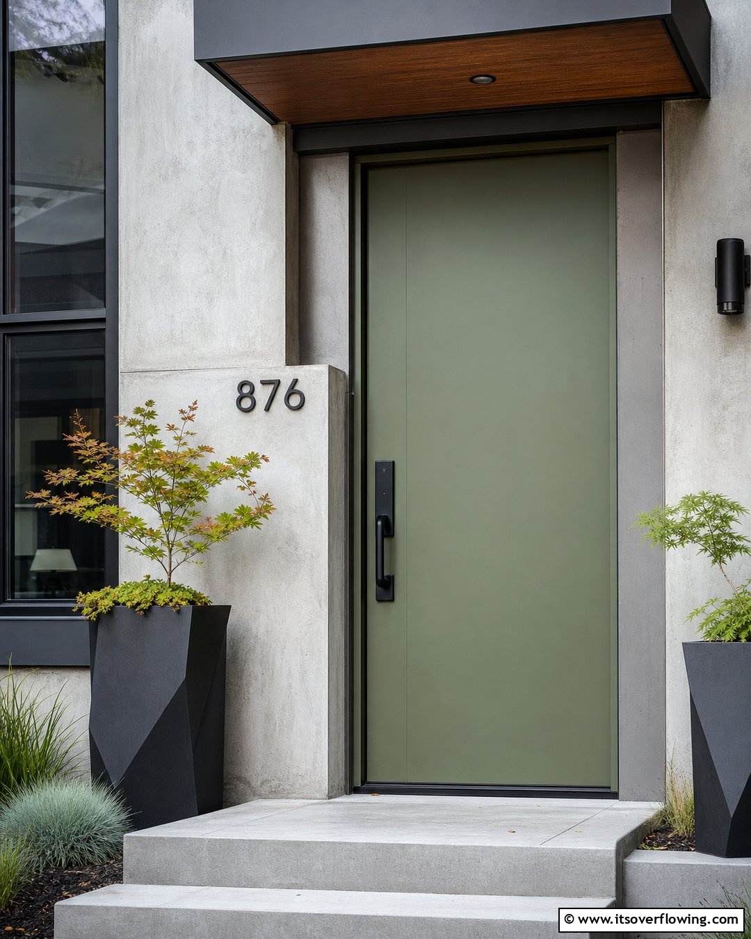 20 Stunning Dark Green Front Door Ideas for Curb Appeal