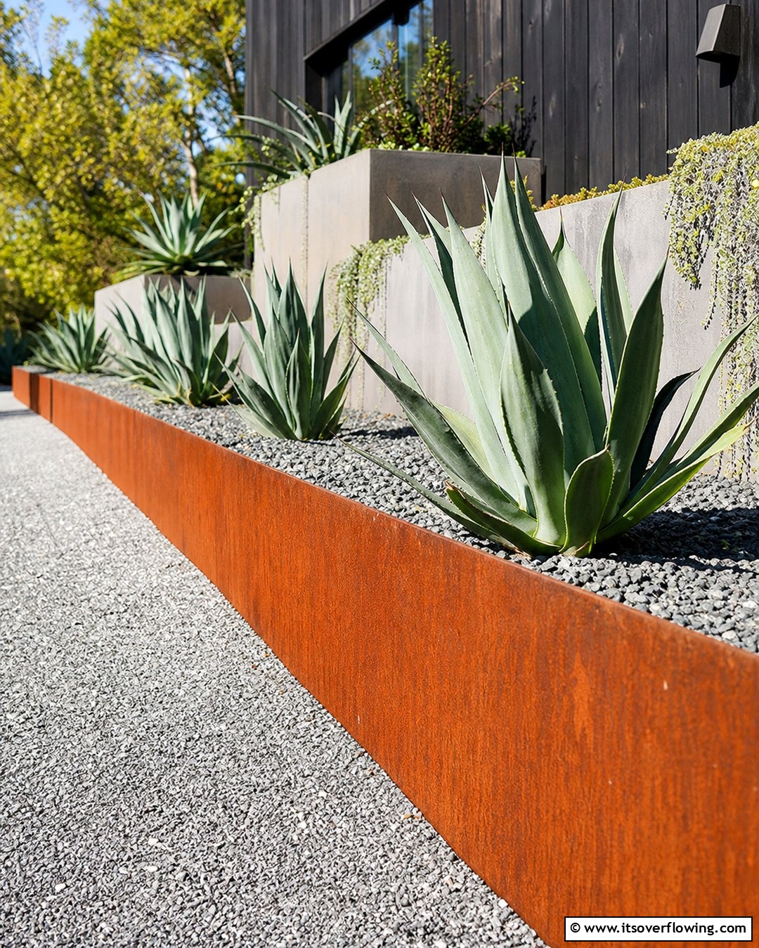 25 Gravel Driveway Edging Ideas for a Polished Look