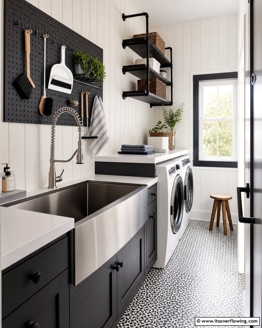 20 Functional Laundry Room Sink Ideas for Efficiency