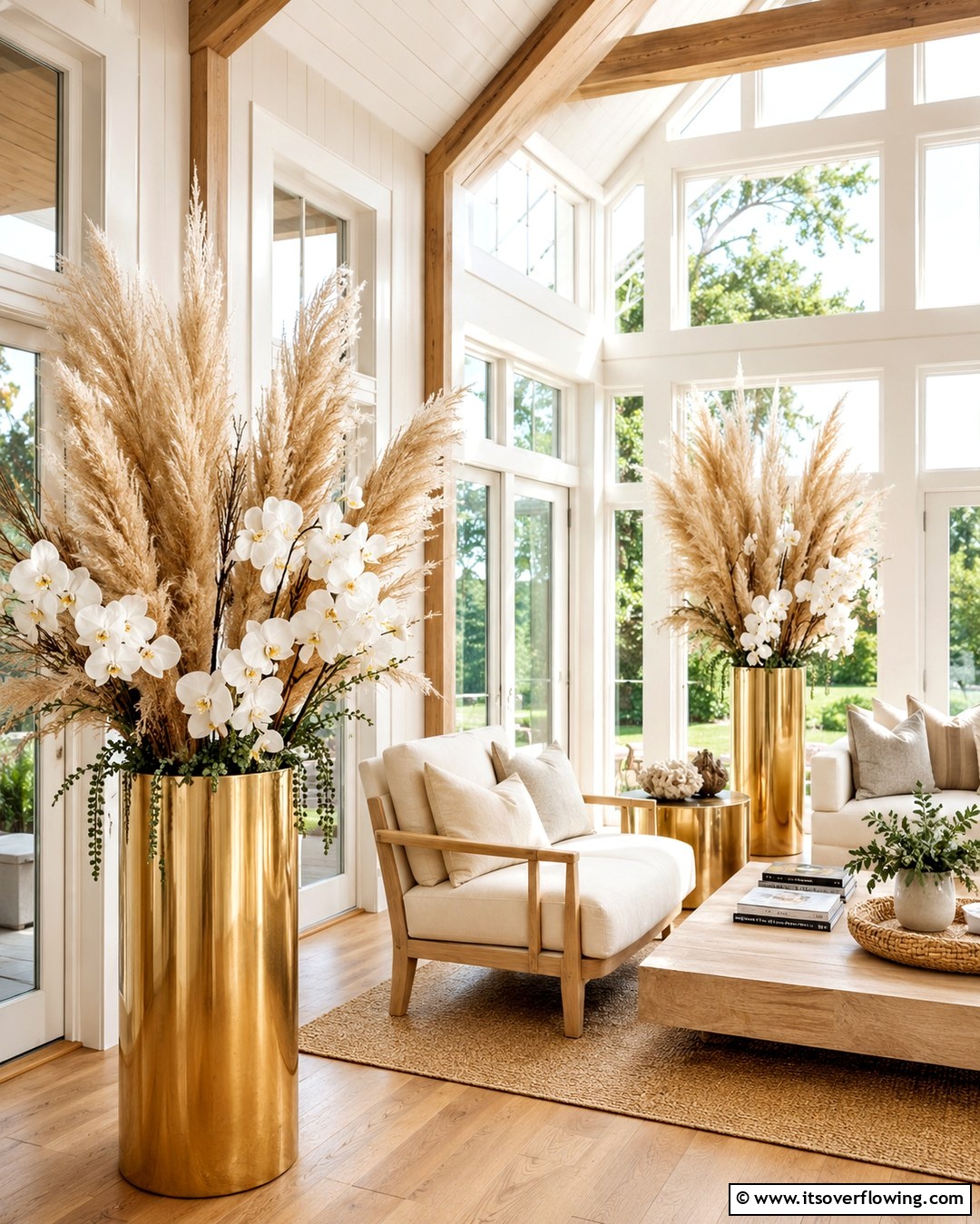 30 Elegant Cream & Gold Living Room Themes for Luxe Interiors