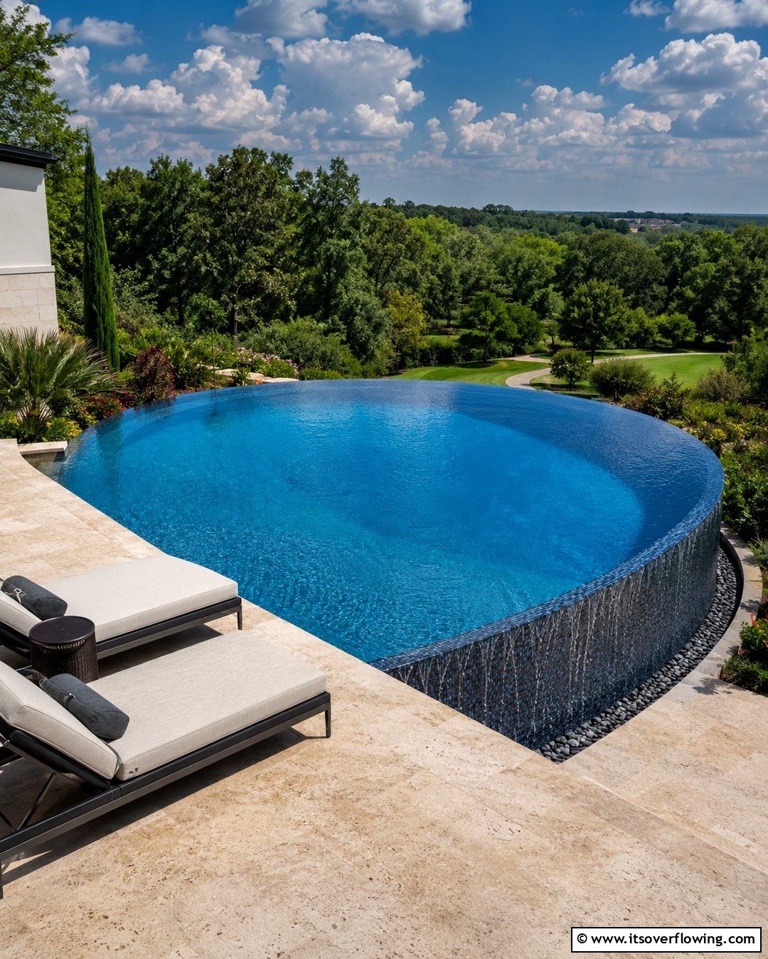 25 Spool Pool Ideas for Compact Backyard Spaces