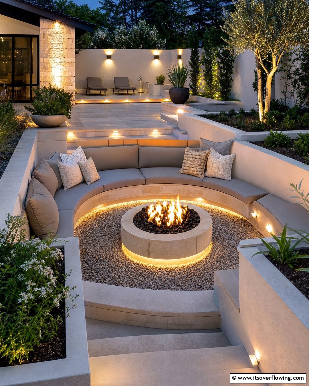 21 Fire Pit Ideas for Outdoor Gatherings and Cozy Nights