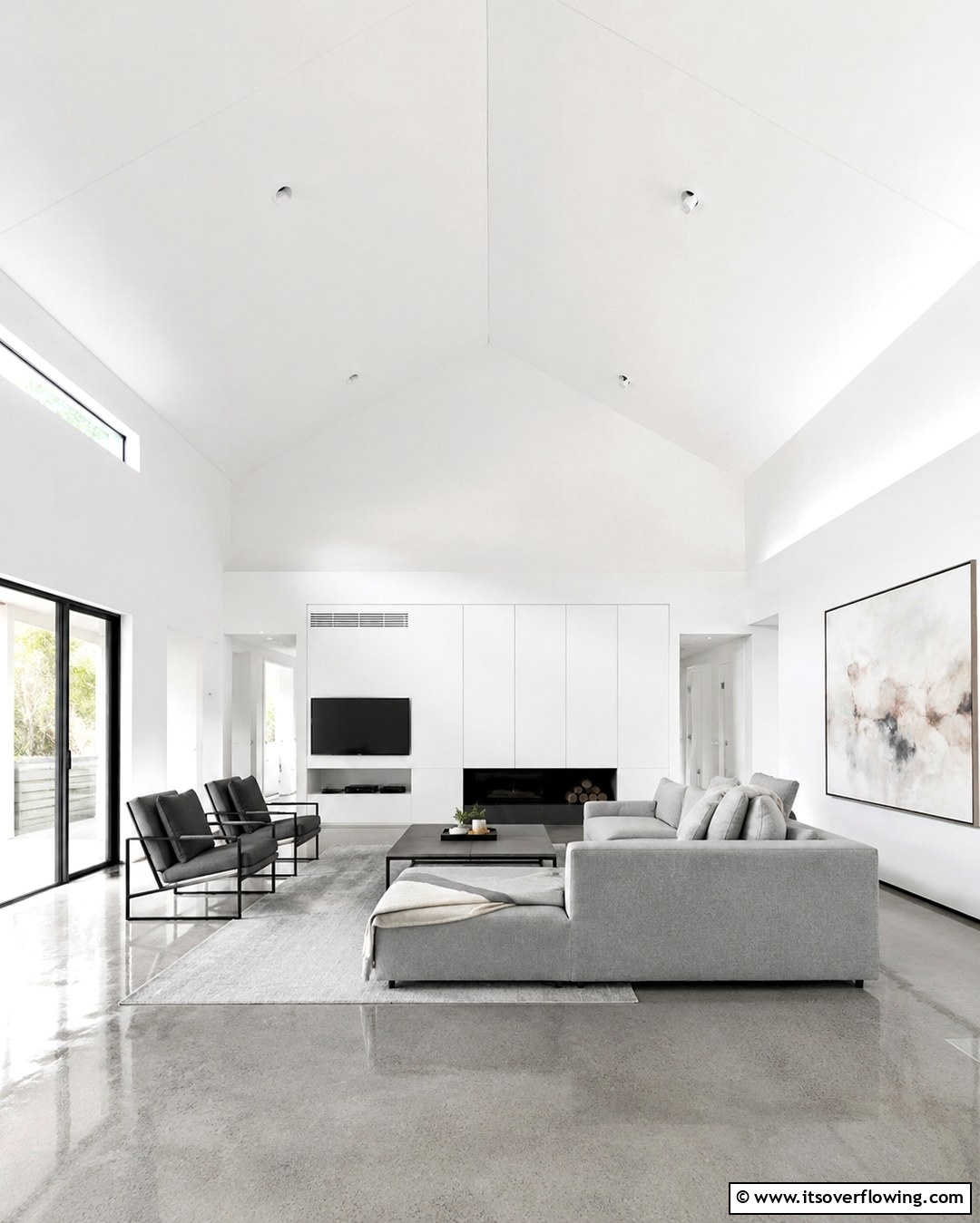 25 Stunning Living Room Vaulted Ceiling Design Ideas