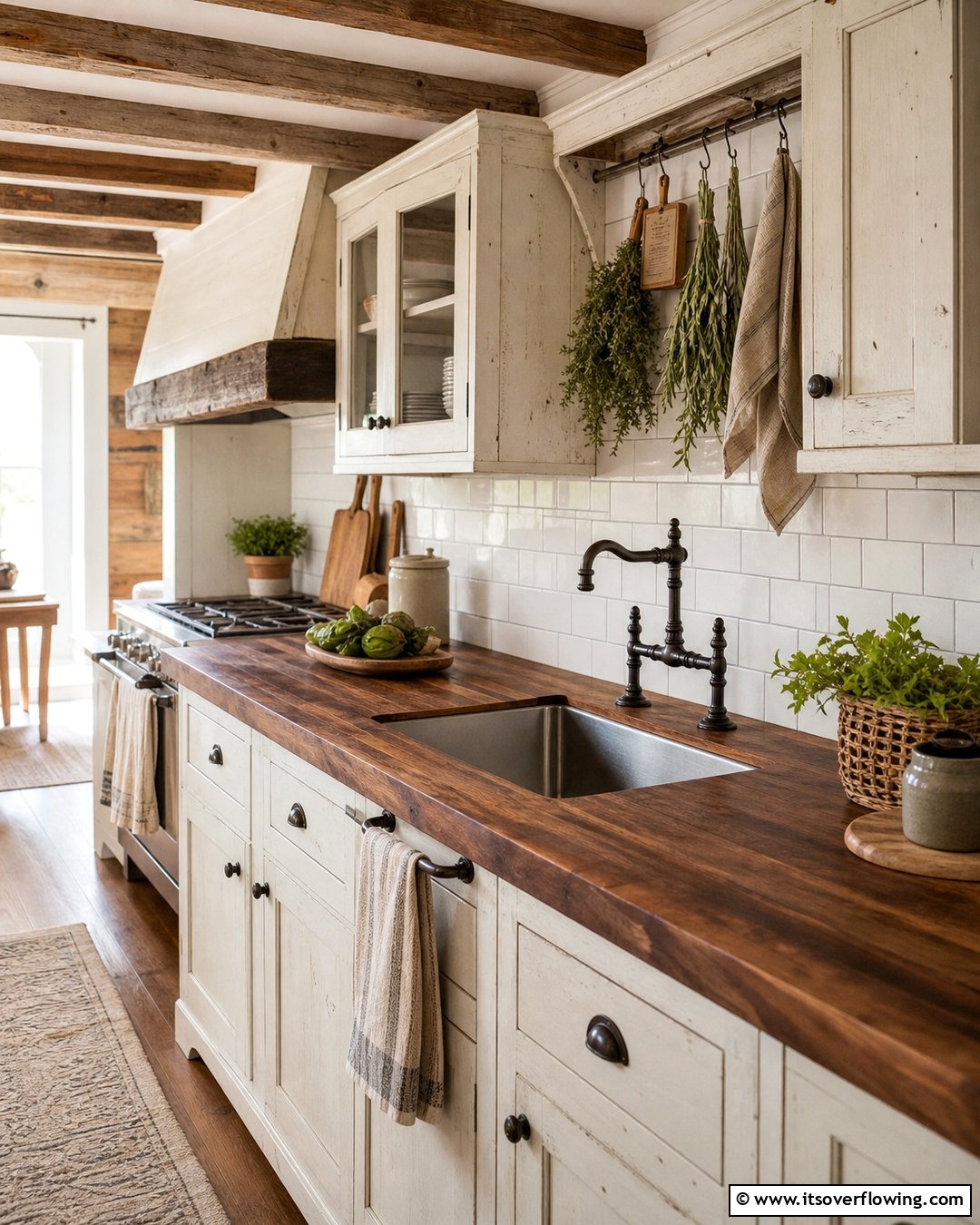 30 Kitchen Sink Ideas Combining Function and Style