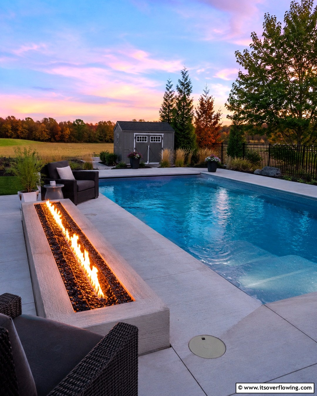 25 Spool Pool Ideas for Compact Backyard Spaces