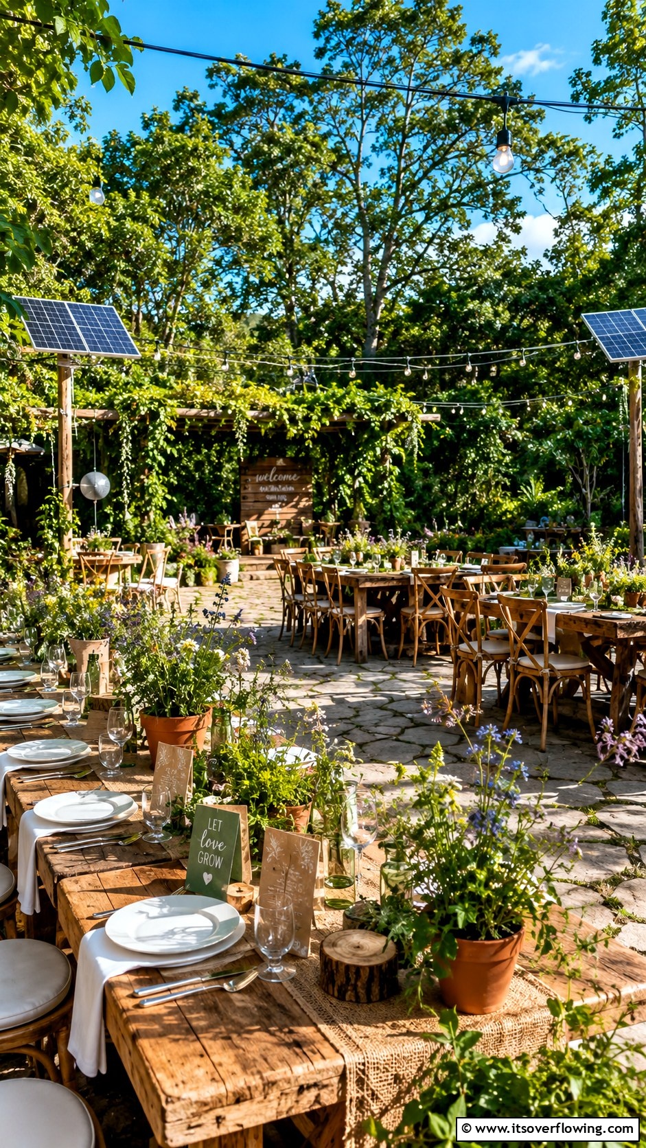 30 Emerald Green Wedding Ideas for Luxurious Celebrations