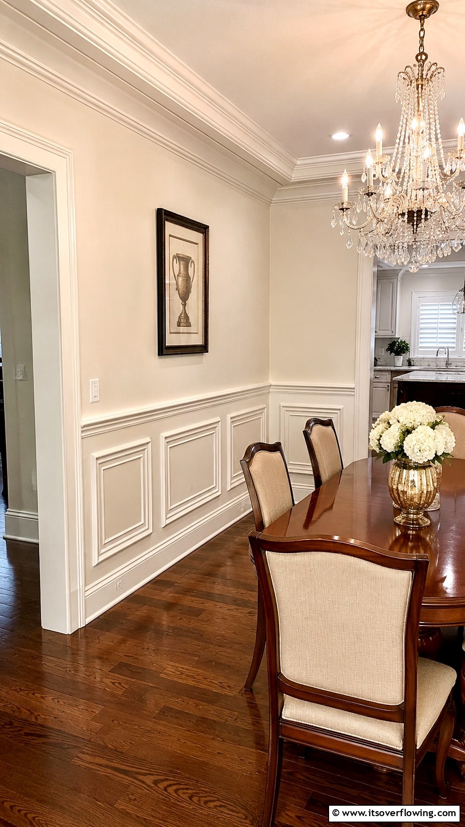 21 Classic Wainscoting Ideas to Elevate Your Interior Walls