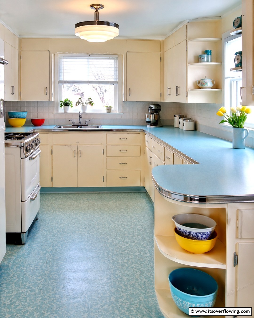 30 Vintage 1930s-1940s Kitchen Design Ideas & Inspiration